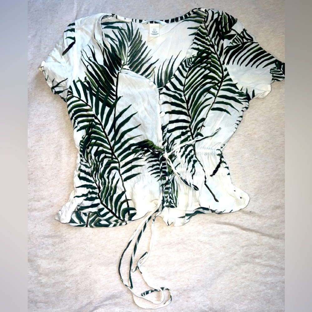 Jungle flowy blouse shirt with buttons and draw string waist